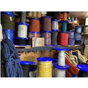 Rollen touw van € 5,00 tot € 50,00 en hoger